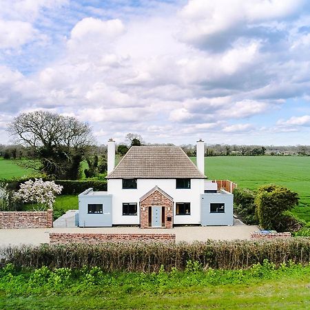 Covehithe House-Coastal Luxury- Sleeps 12-With Huge Swimspa! Wrentham Buitenkant foto