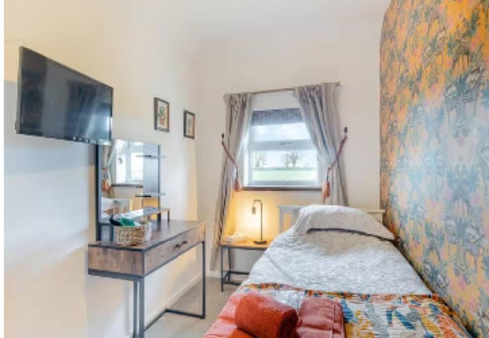 Covehithe House-Coastal Luxury- Sleeps 12-With Huge Swimspa! Wrentham Buitenkant foto