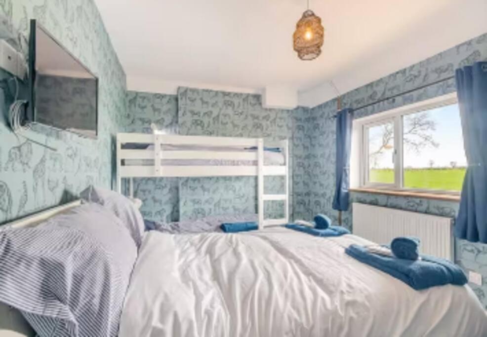Covehithe House-Coastal Luxury- Sleeps 12-With Huge Swimspa! Wrentham Buitenkant foto