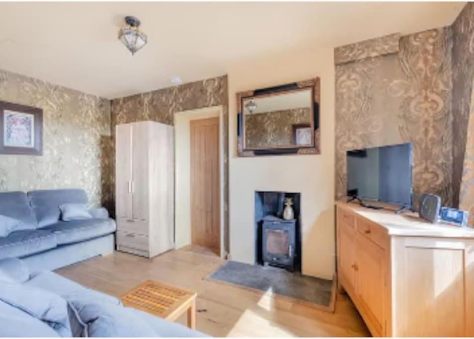 Covehithe House-Coastal Luxury- Sleeps 12-With Huge Swimspa! Wrentham Buitenkant foto