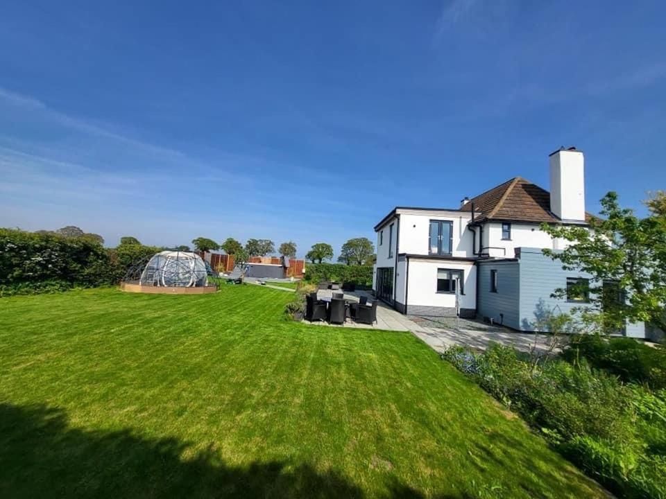 Covehithe House-Coastal Luxury- Sleeps 12-With Huge Swimspa! Wrentham Buitenkant foto